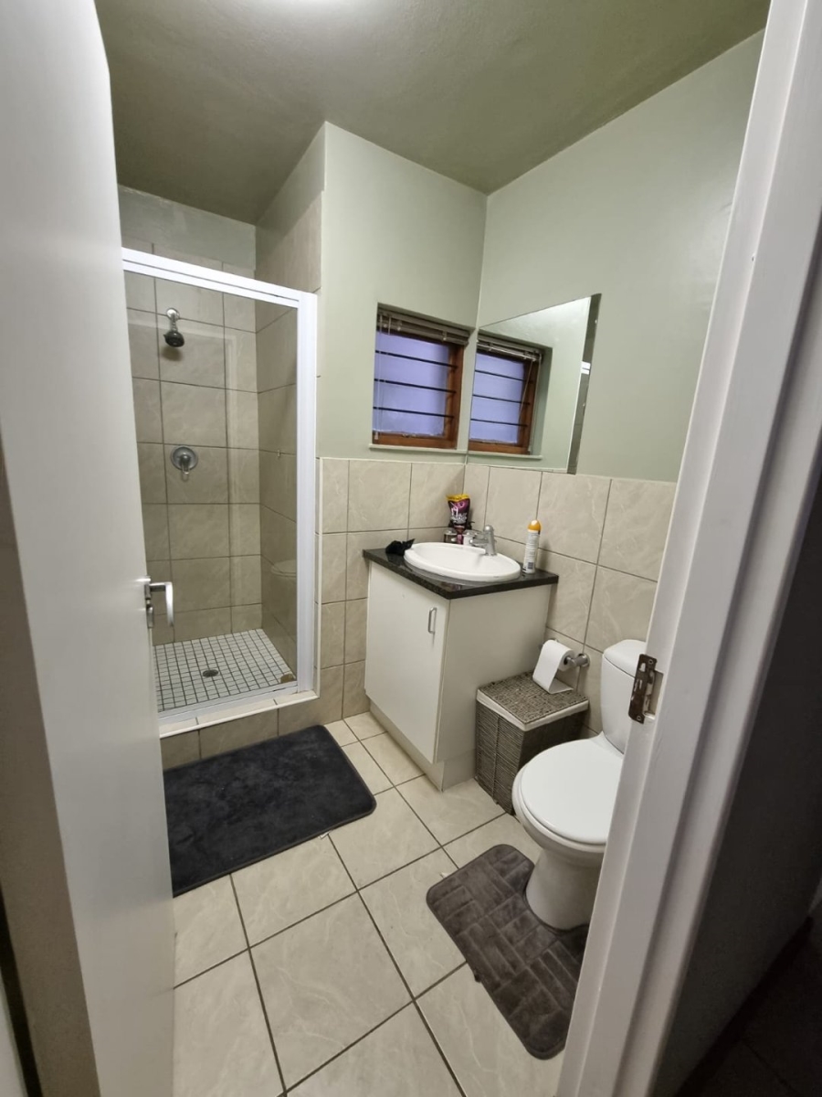 2 Bedroom Property for Sale in Vanderbijlpark SW 5 Gauteng