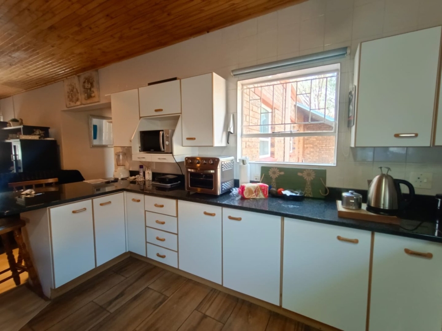 3 Bedroom Property for Sale in Flora Gardens Gauteng