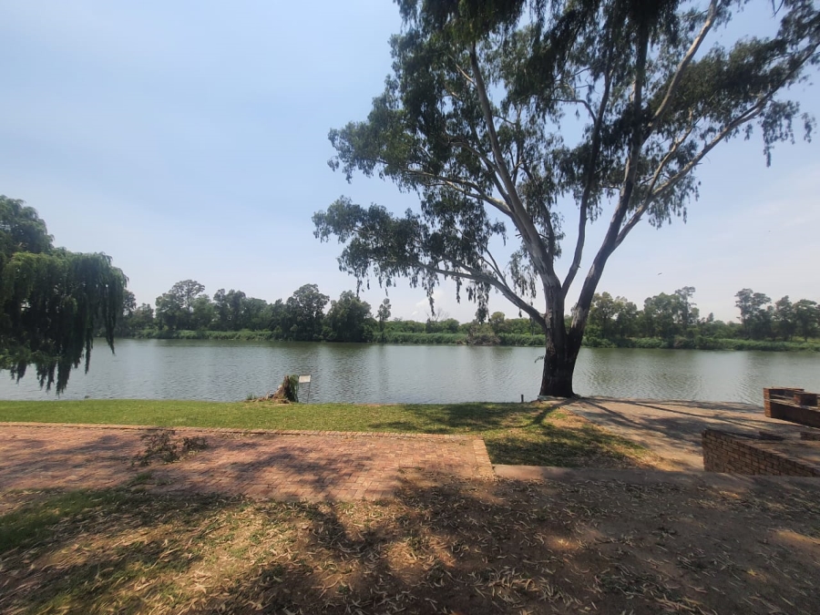 3 Bedroom Property for Sale in Vanderbijlpark SE 10 Gauteng