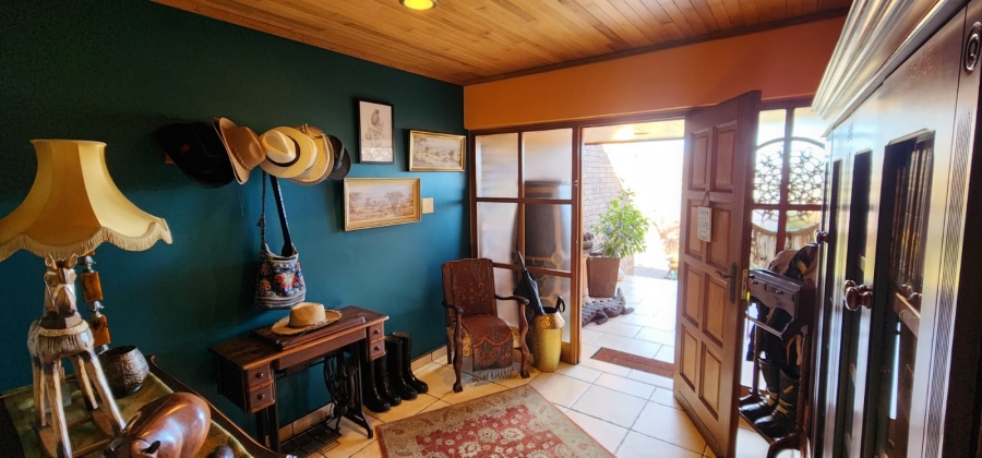 2 Bedroom Property for Sale in Vanderbijlpark SW 5 Gauteng