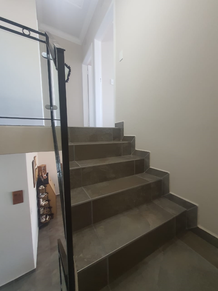 3 Bedroom Property for Sale in Flora Gardens Gauteng