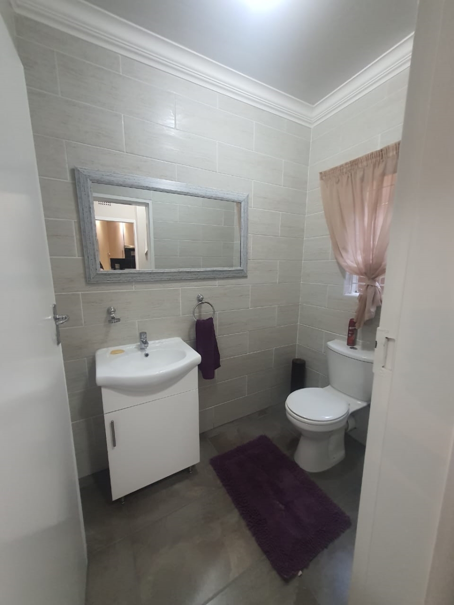 3 Bedroom Property for Sale in Flora Gardens Gauteng