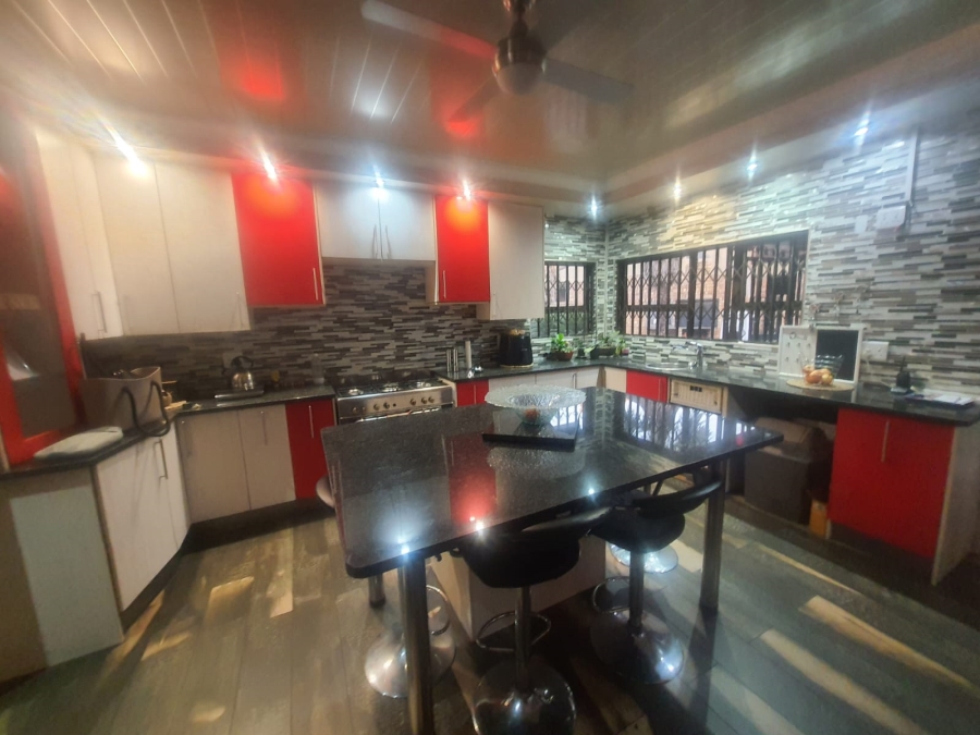 3 Bedroom Property for Sale in Flora Gardens Gauteng