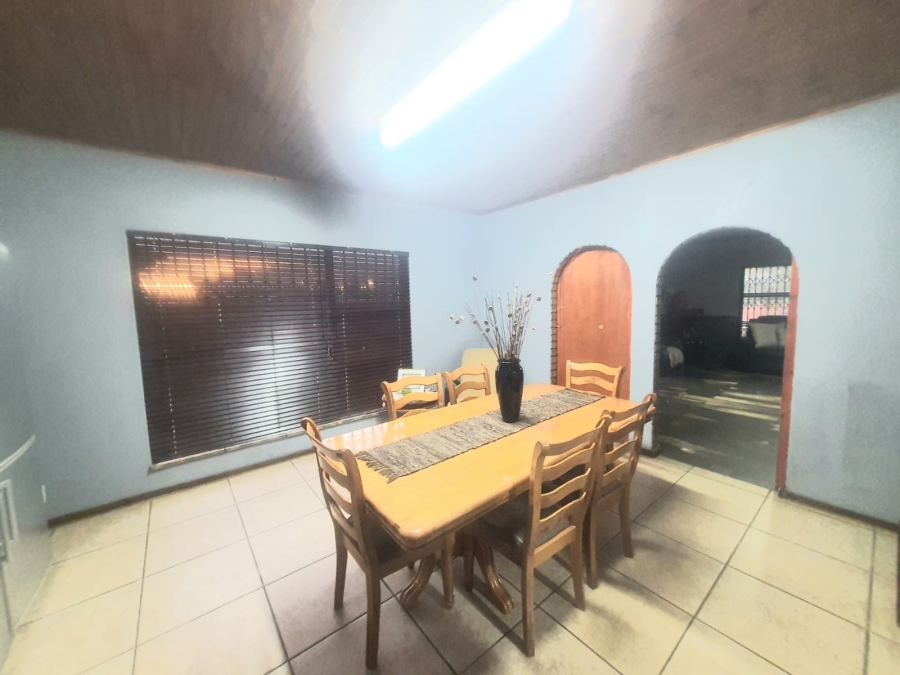 3 Bedroom Property for Sale in Flora Gardens Gauteng