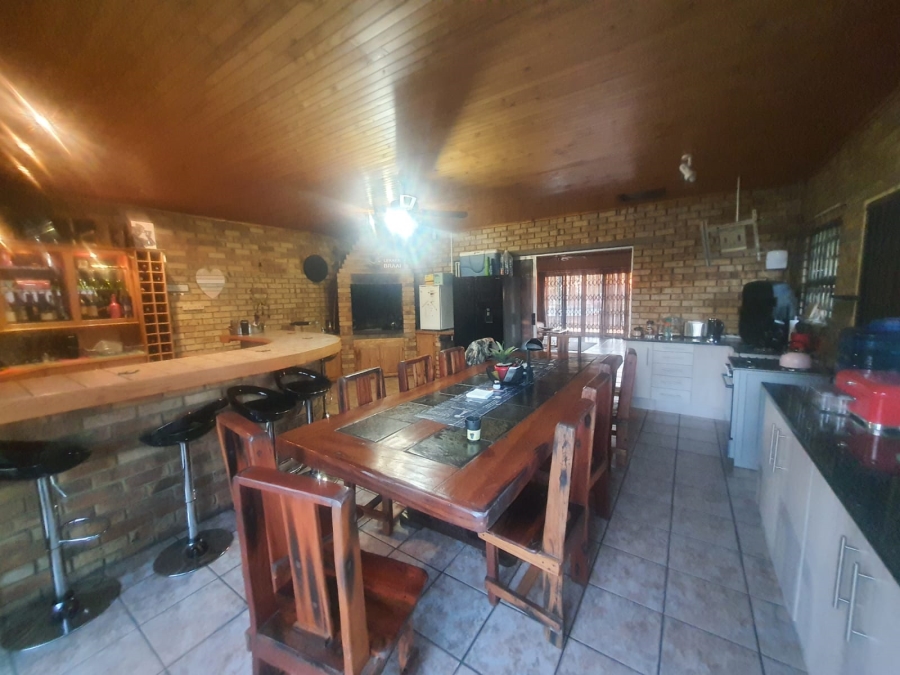 3 Bedroom Property for Sale in Flora Gardens Gauteng