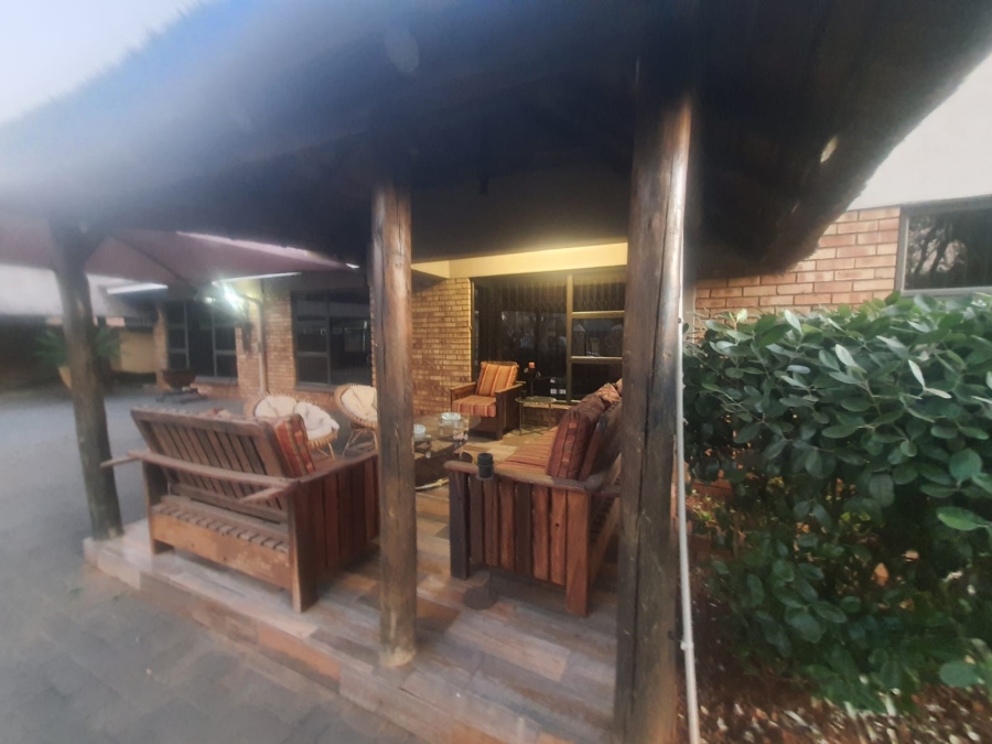 3 Bedroom Property for Sale in Flora Gardens Gauteng