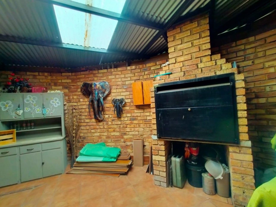 2 Bedroom Property for Sale in Westonaria Gauteng