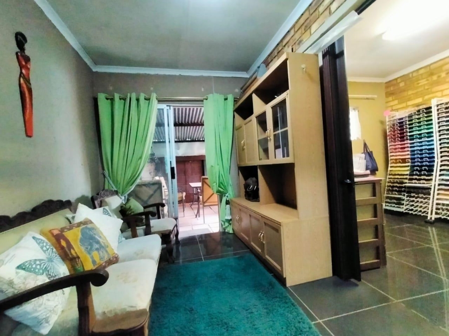 2 Bedroom Property for Sale in Westonaria Gauteng