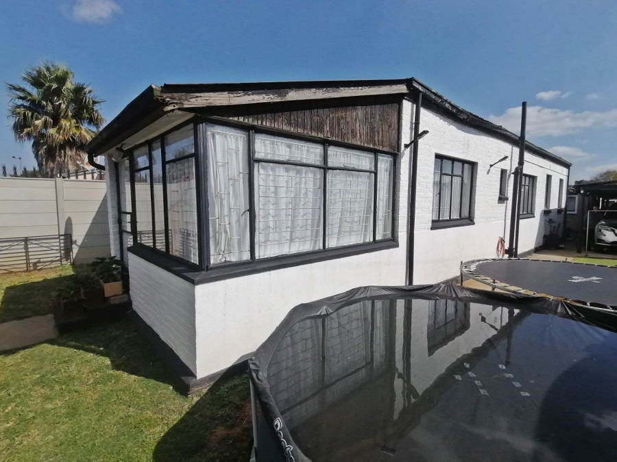 4 Bedroom Property for Sale in West Village Gauteng