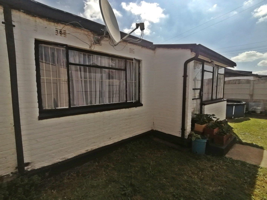 4 Bedroom Property for Sale in West Village Gauteng