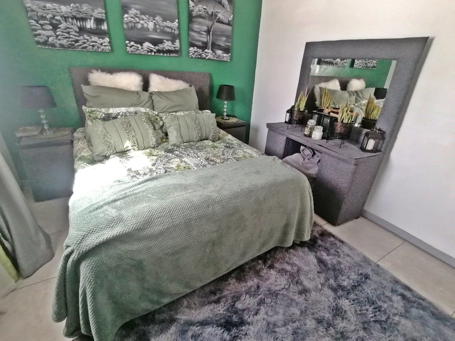 4 Bedroom Property for Sale in West Village Gauteng
