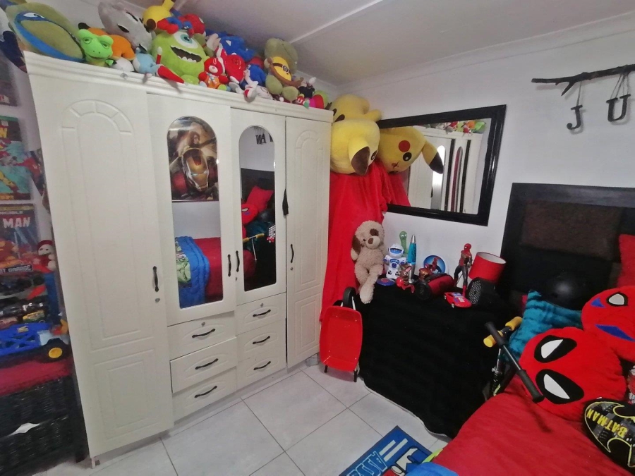 4 Bedroom Property for Sale in West Village Gauteng