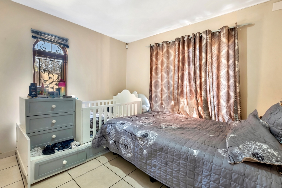 1 Bedroom Property for Sale in Windsor West Gauteng