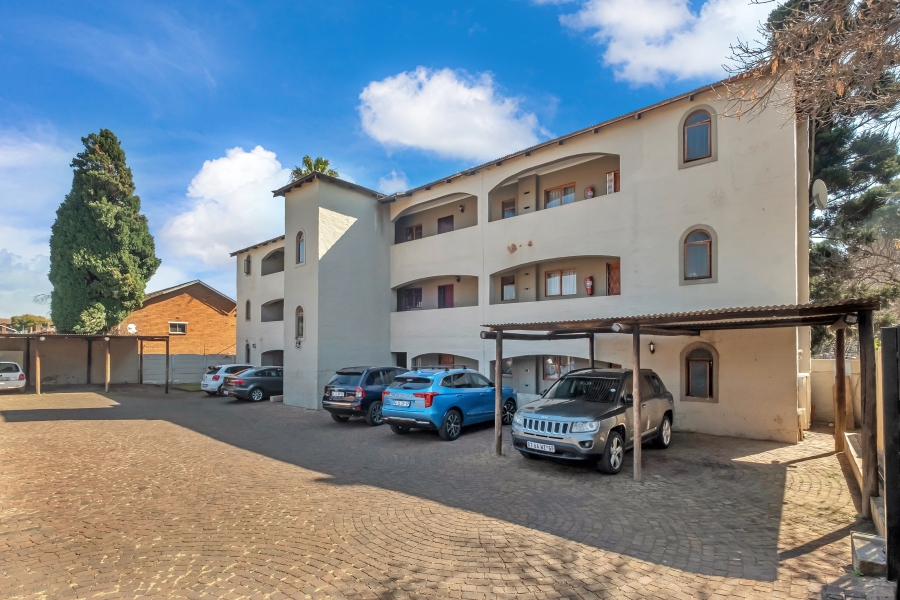 1 Bedroom Property for Sale in Windsor West Gauteng