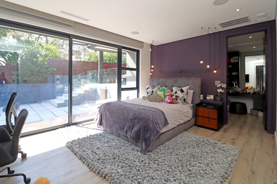 4 Bedroom Property for Sale in Robindale Gauteng