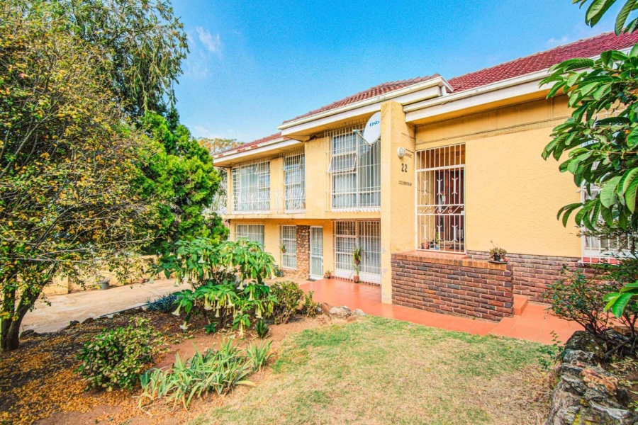 4 Bedroom Property for Sale in South Crest Gauteng