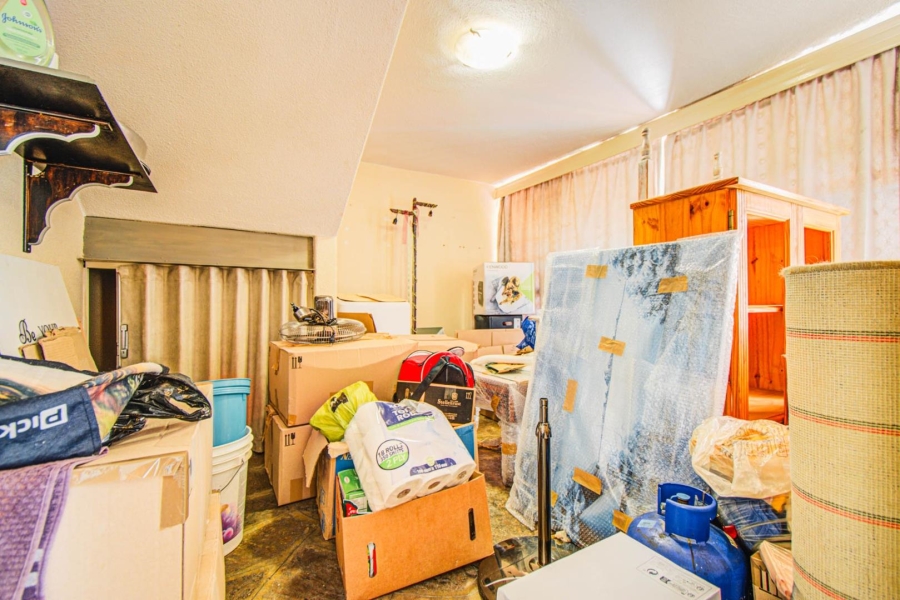 4 Bedroom Property for Sale in South Crest Gauteng