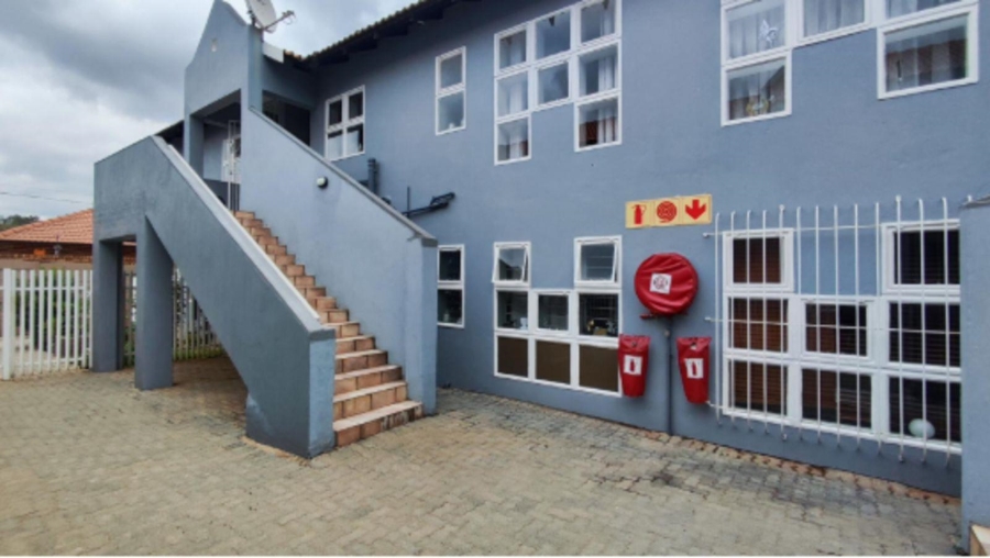 2 Bedroom Property for Sale in New Redruth Gauteng