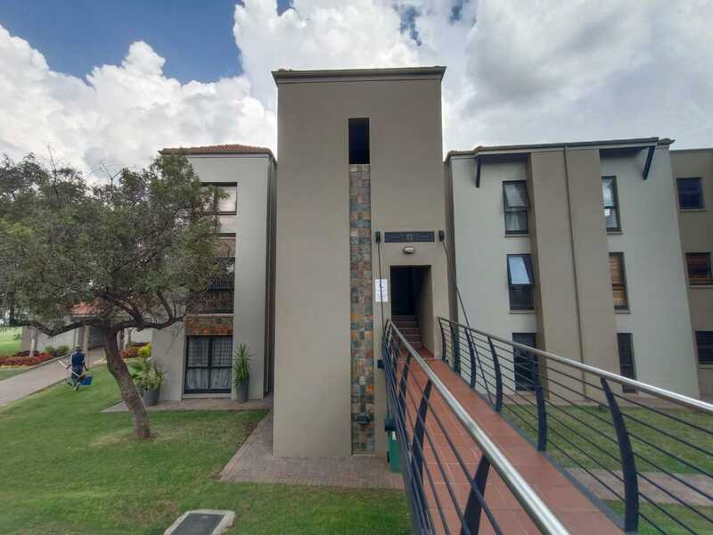 2 Bedroom Property for Sale in Emfuleni Golf Estate Gauteng