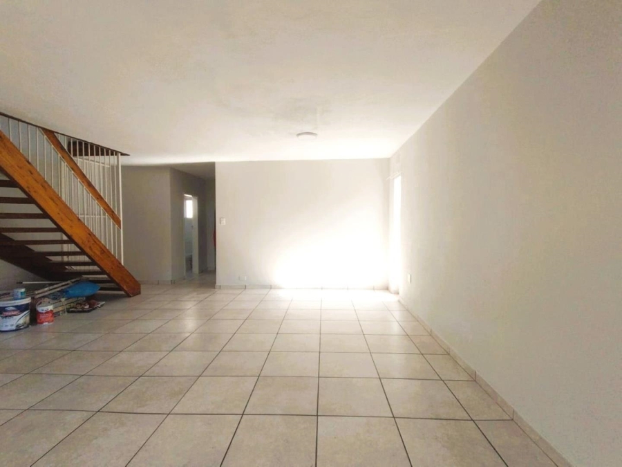 3 Bedroom Property for Sale in Farrarmere Gauteng