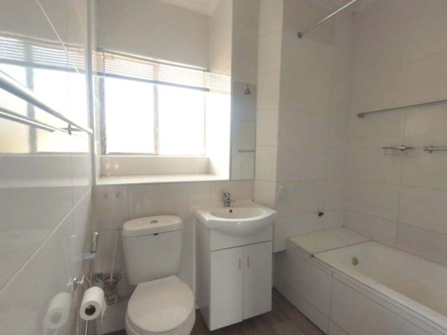 3 Bedroom Property for Sale in Farrarmere Gauteng