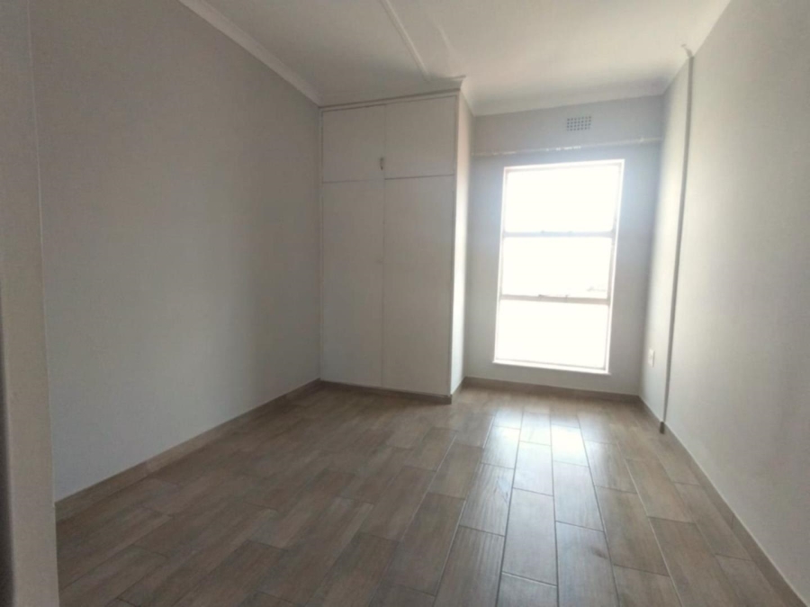 3 Bedroom Property for Sale in Farrarmere Gauteng