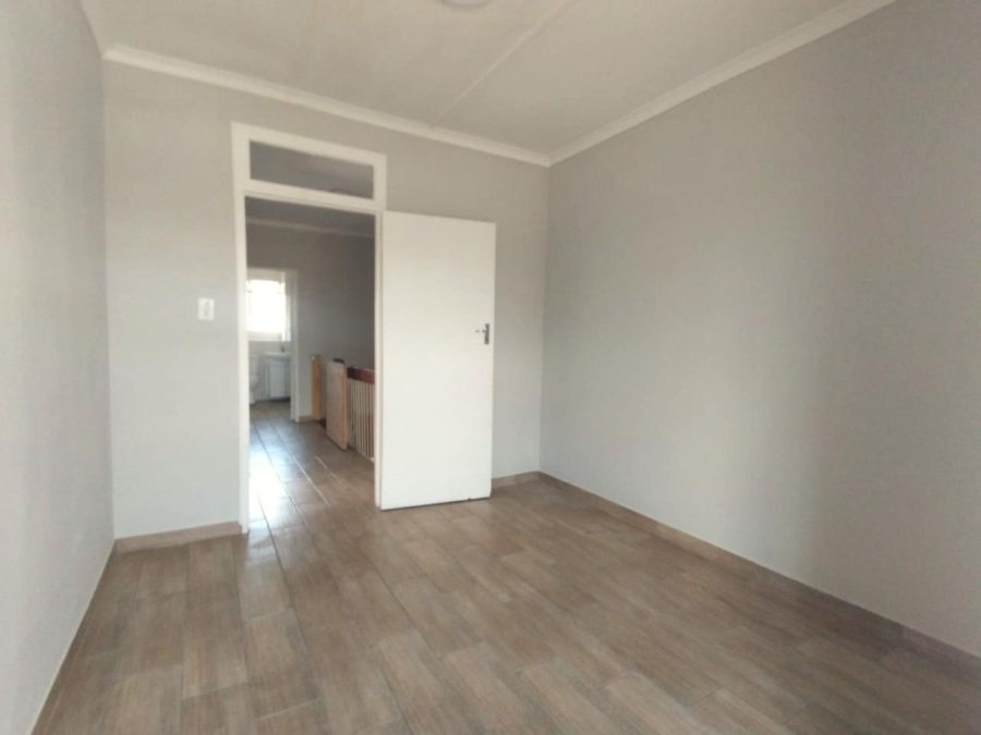 3 Bedroom Property for Sale in Farrarmere Gauteng