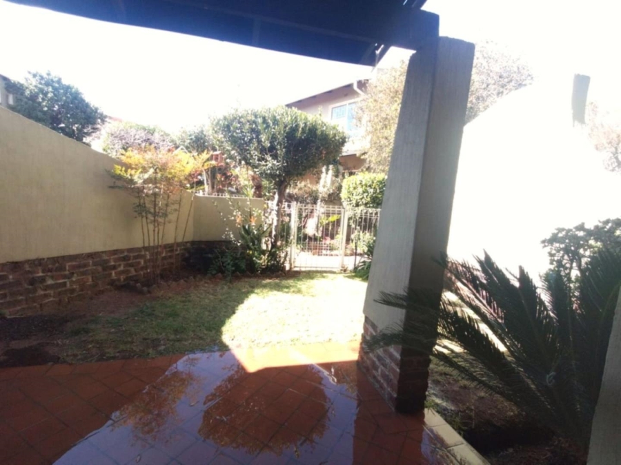 3 Bedroom Property for Sale in Farrarmere Gauteng