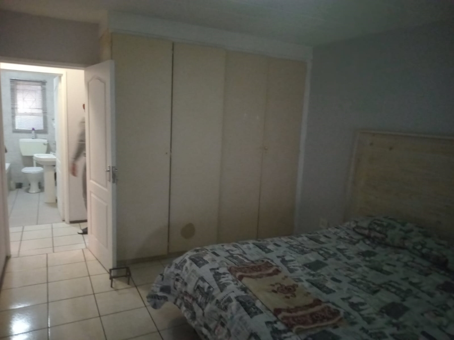 2 Bedroom Property for Sale in Florida Gauteng