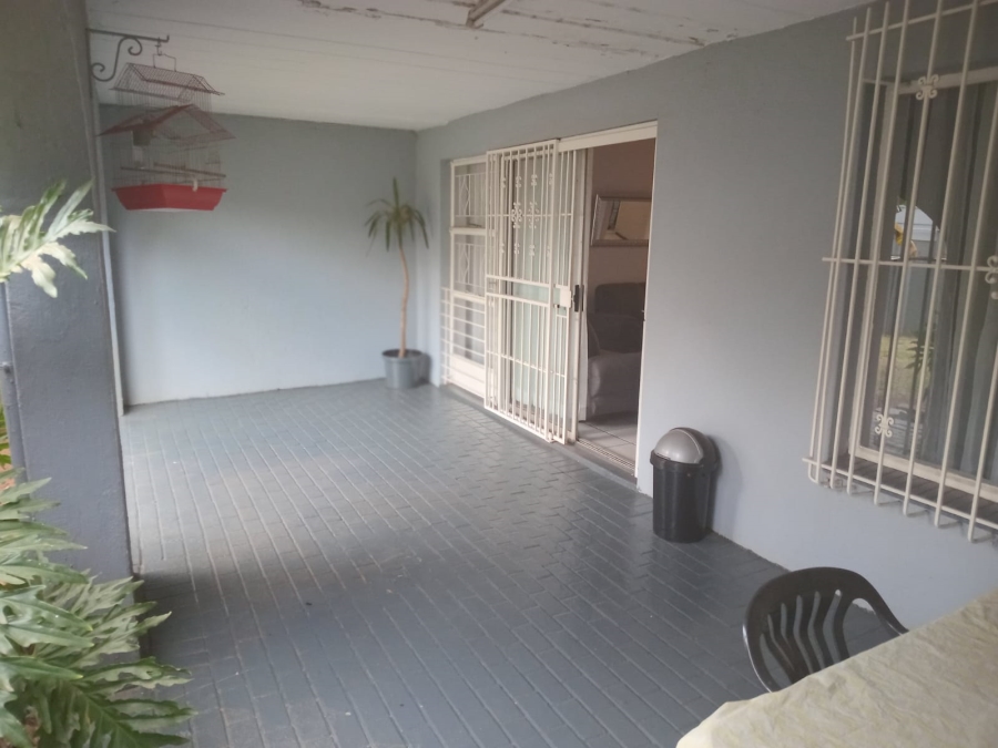 2 Bedroom Property for Sale in Florida Gauteng