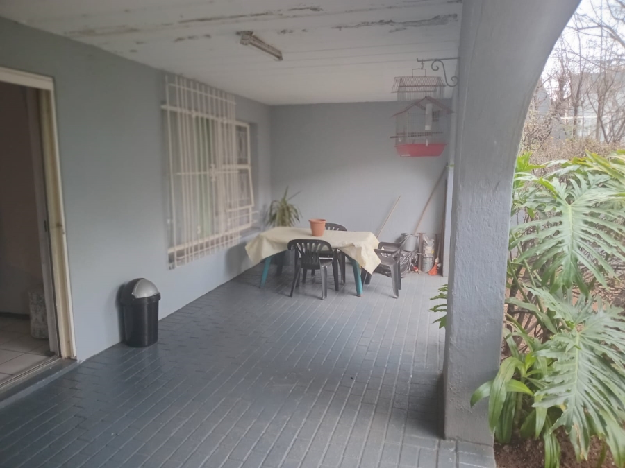 2 Bedroom Property for Sale in Florida Gauteng