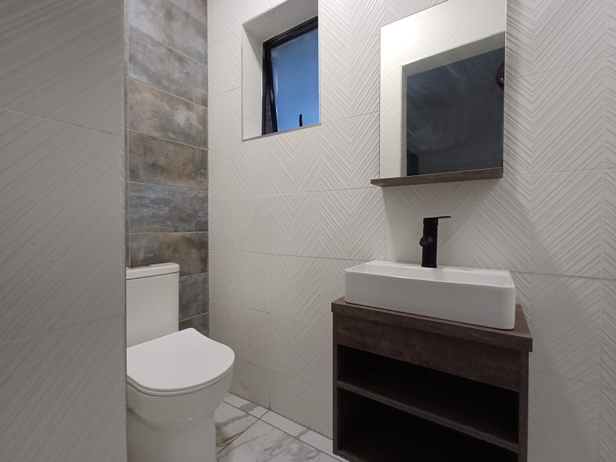 1 Bedroom Property for Sale in Eden Glen Gauteng