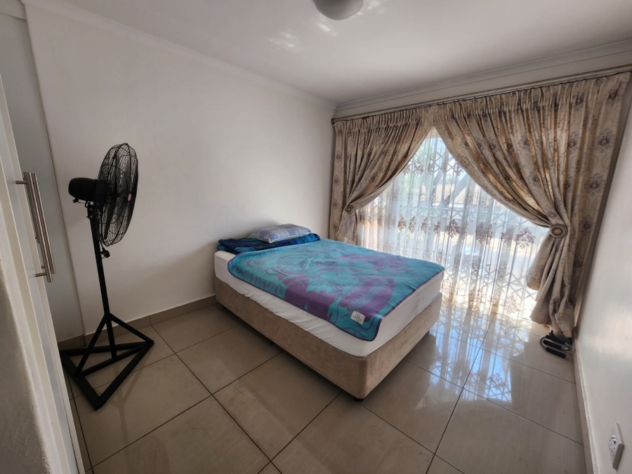 5 Bedroom Property for Sale in Wierda Park Gauteng
