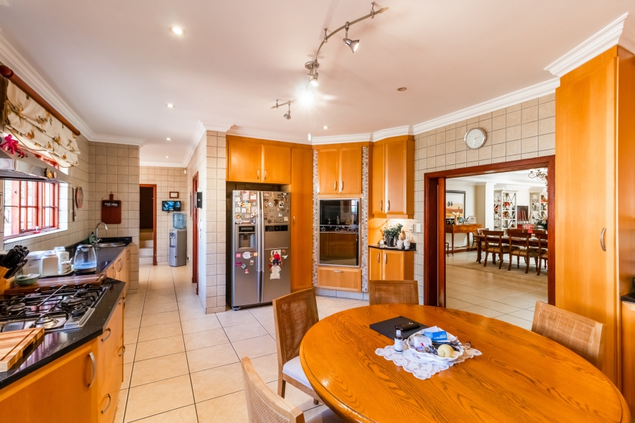 4 Bedroom Property for Sale in Bedfordview Gauteng