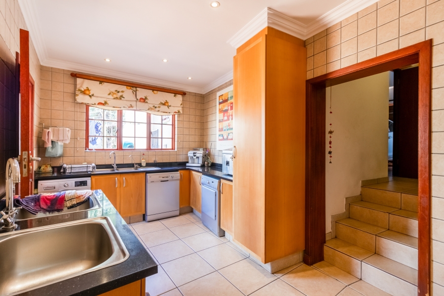 4 Bedroom Property for Sale in Bedfordview Gauteng