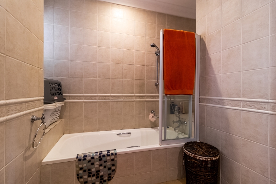 4 Bedroom Property for Sale in Bedfordview Gauteng