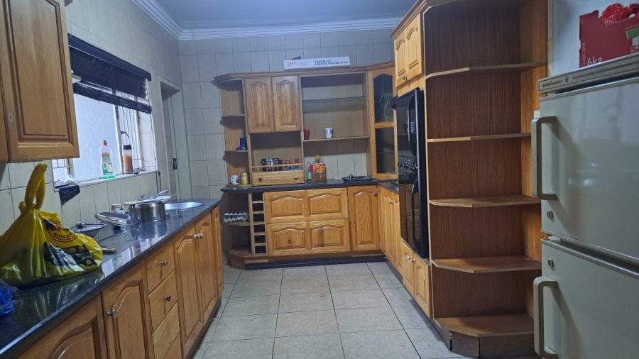 5 Bedroom Property for Sale in Vanderbijlpark SE 7 Gauteng