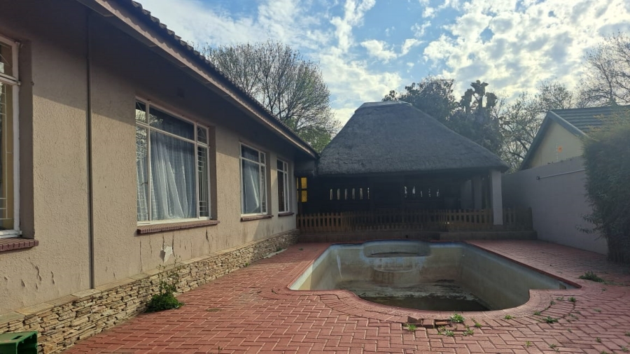 5 Bedroom Property for Sale in Vanderbijlpark SE 7 Gauteng