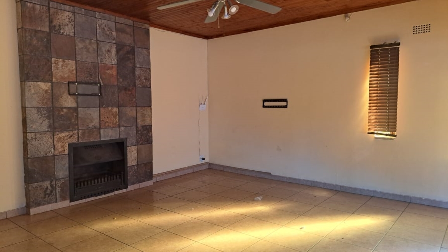 5 Bedroom Property for Sale in Vanderbijlpark SE 7 Gauteng