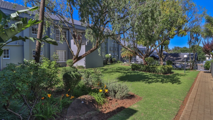 2 Bedroom Property for Sale in Melrose North Gauteng