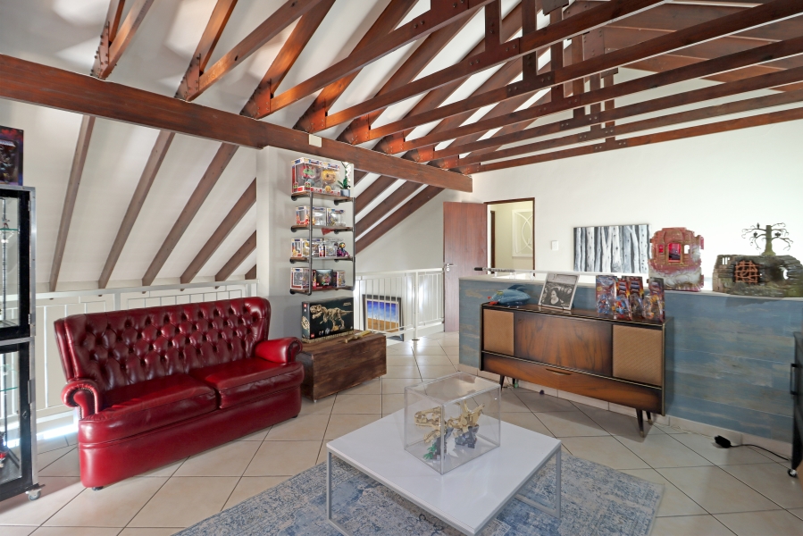 4 Bedroom Property for Sale in North Riding Gauteng