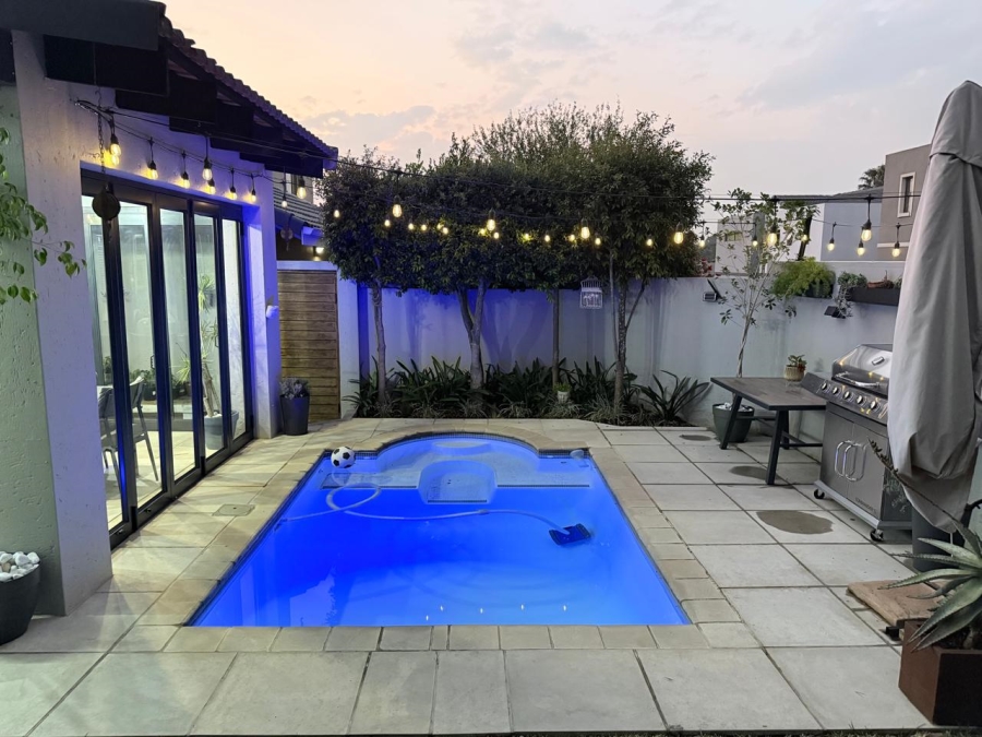 4 Bedroom Property for Sale in North Riding Gauteng