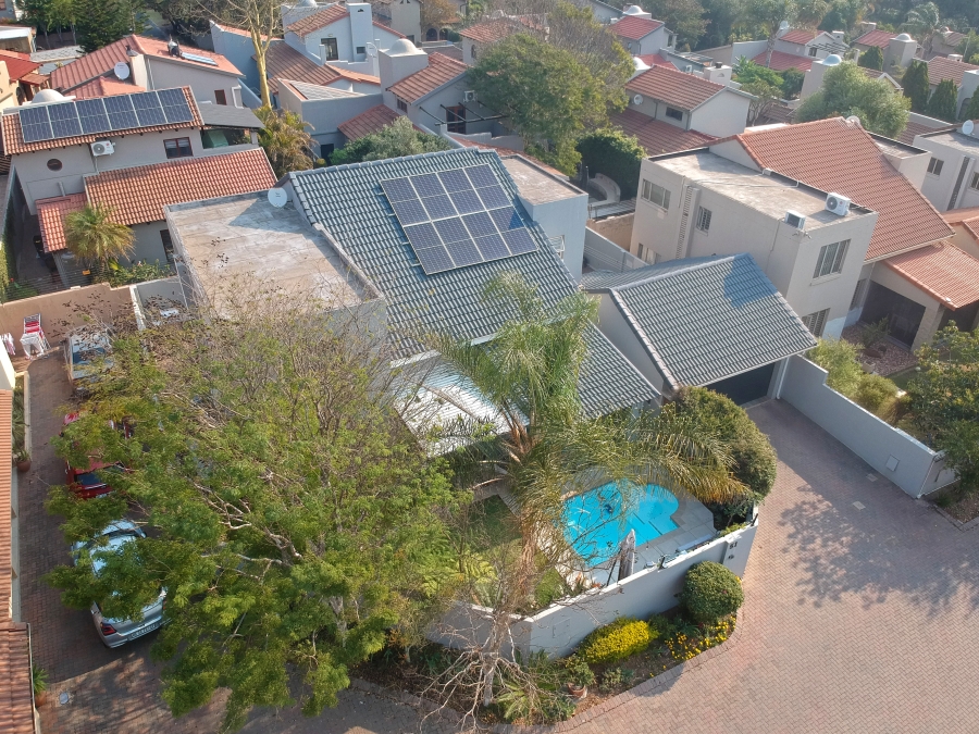 4 Bedroom Property for Sale in North Riding Gauteng