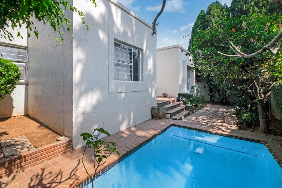 2 Bedroom Property for Sale in Morningside Gauteng