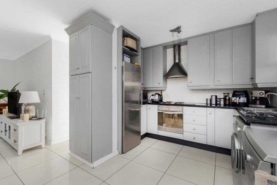2 Bedroom Property for Sale in Morningside Gauteng