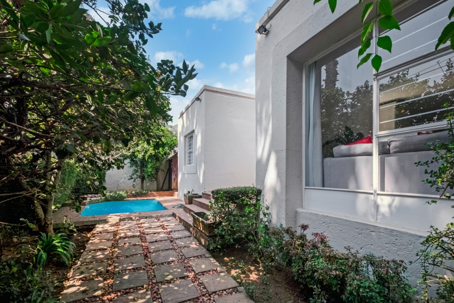 2 Bedroom Property for Sale in Morningside Gauteng