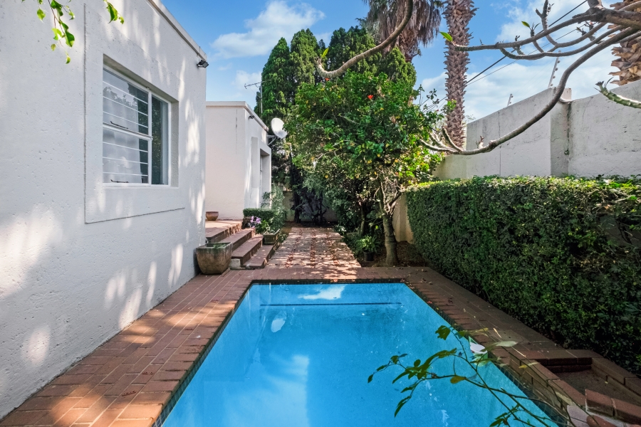 2 Bedroom Property for Sale in Morningside Gauteng