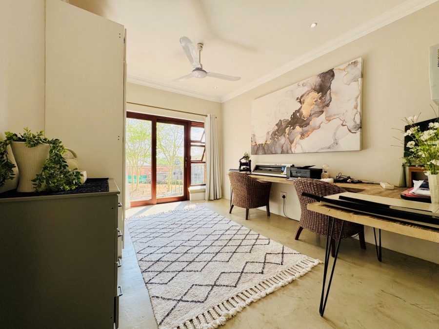 5 Bedroom Property for Sale in Zambezi Country Estate Gauteng