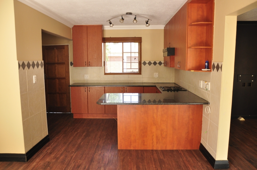 To Let 3 Bedroom Property for Rent in Kyalami Hills Gauteng