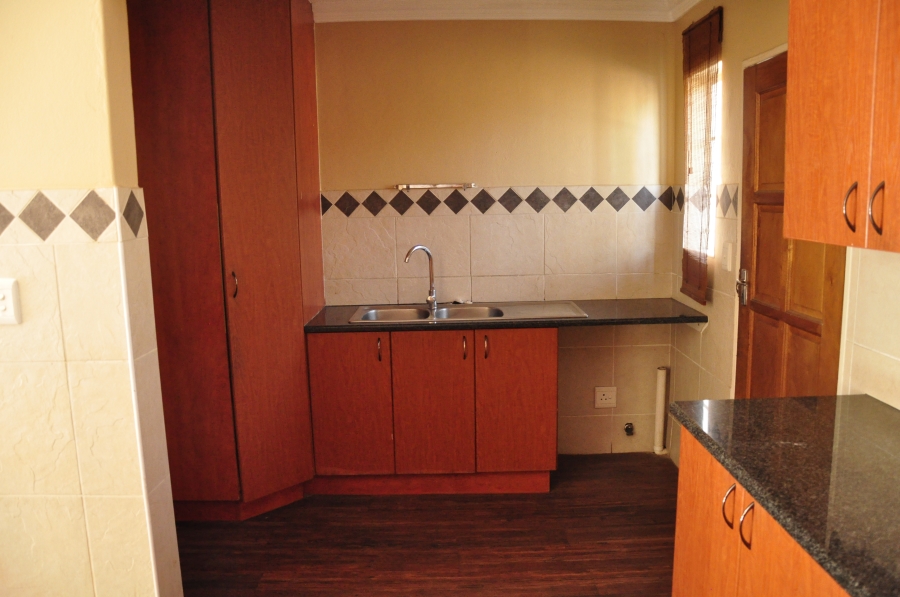 To Let 3 Bedroom Property for Rent in Kyalami Hills Gauteng
